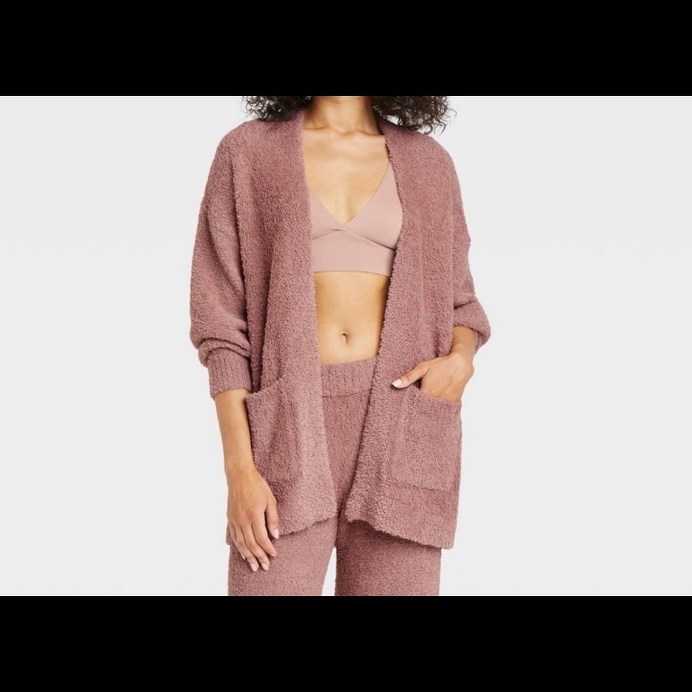 📦 SOLD 📦 New Soft Cardigan